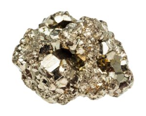 La pyrite, souvent appelée « l’or des fous », est un minerai fascinant aux multiples usages.
