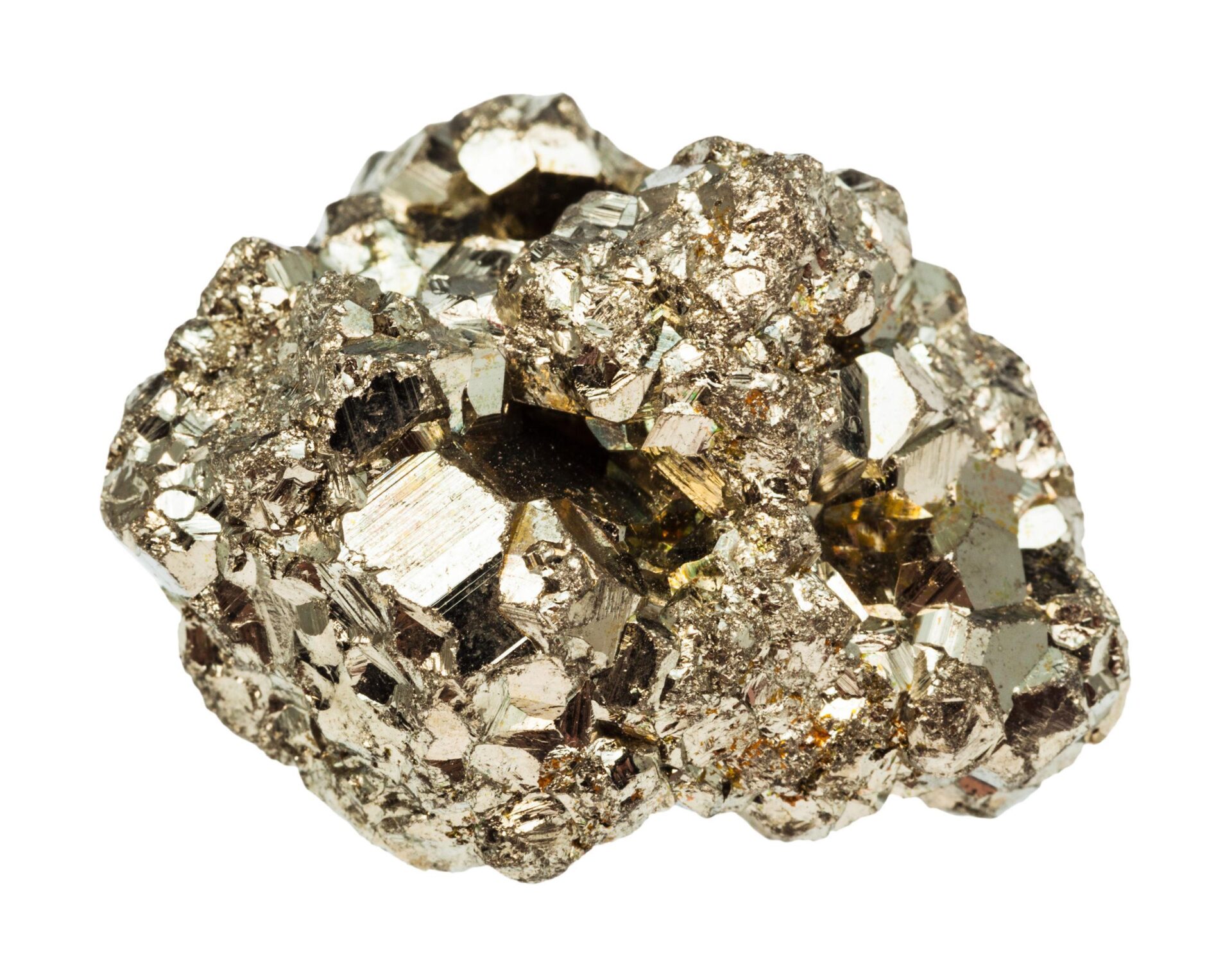 La pyrite, souvent appelée « l’or des fous », est un minerai fascinant aux multiples usages.