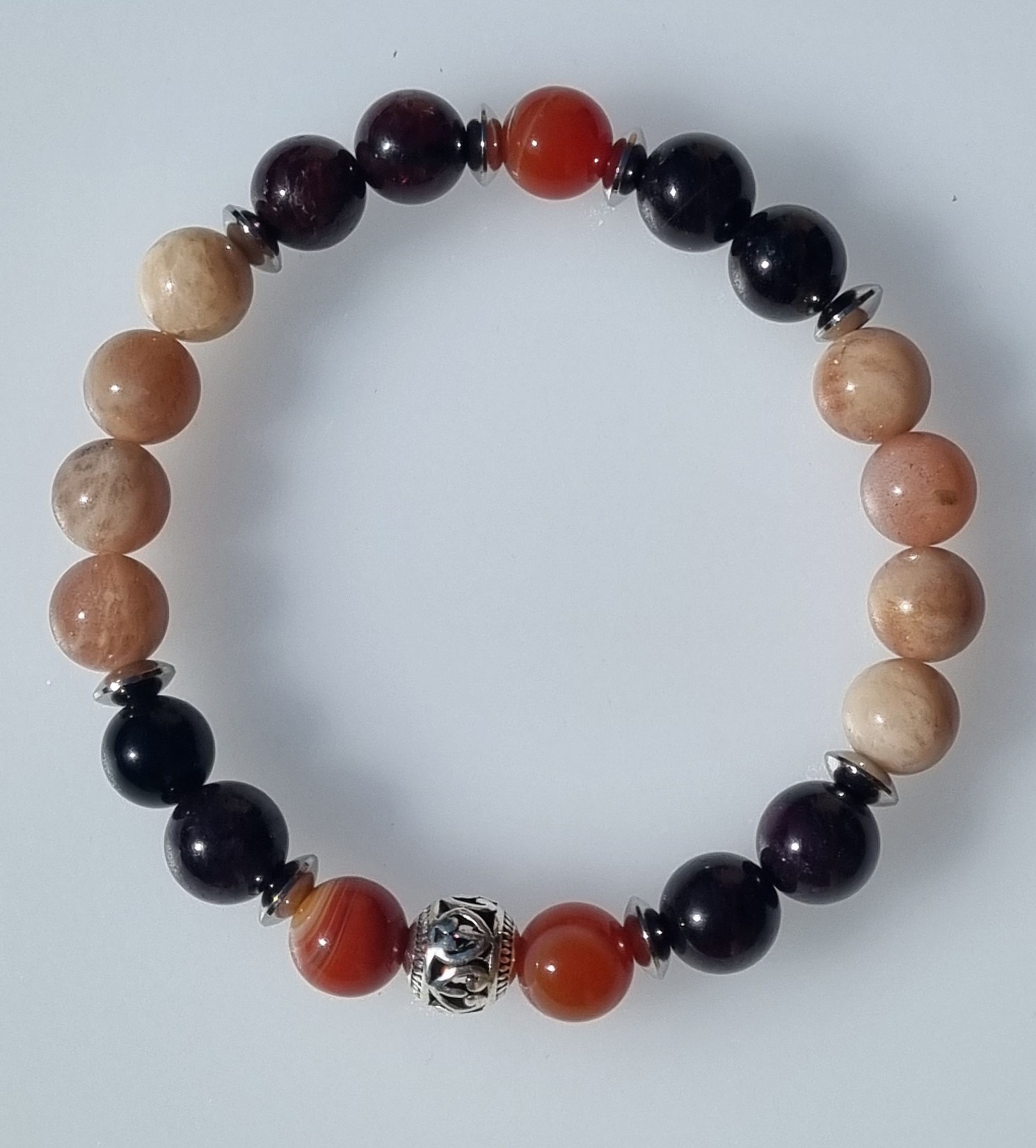 Bracelet énergisant en pierre de soleil, cornaline et grenat – Image 4