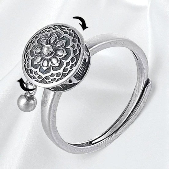 Bague tibétaine rotative porte-bonheur. Anti-stress et spirituelle, réglable et unisexe. Apporte sérénité, protection et énergie positive.