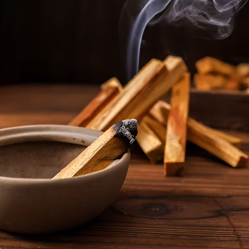 Purifier et recharger ses pierres ;Bois sacré Palo Santo pour purifier les cristaux, pierres naturelles et bijoux énergétiques