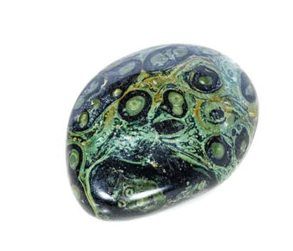 Jaspe Kambaba pierre naturelle verte et noire aux motifs crocodile